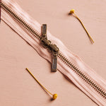 YKK No. 5 Antique Brass Metal Double Slider Zip - 40 cm - Atelier Brunette - MAPLE