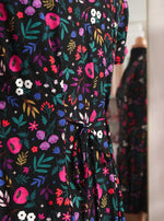 Nuit Fleurie - Viscose Fabric - Lise Tailor - 0.5 metre