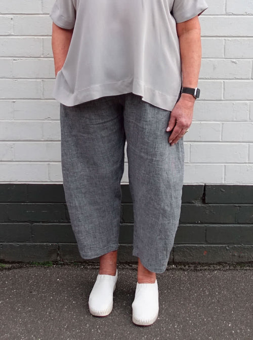 Bob Woven Pant Pattern by Style Arc - Sizes UK 4 to 16