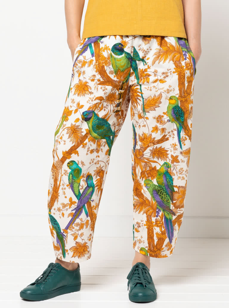 Bob Woven Pant Pattern by Style Arc - Sizes UK 4 to 16