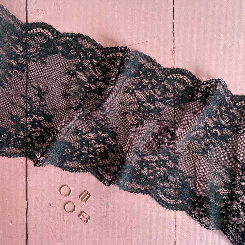 Stretch Lace with ROICA™ EF - Soft Floral, Black - 18cm wide