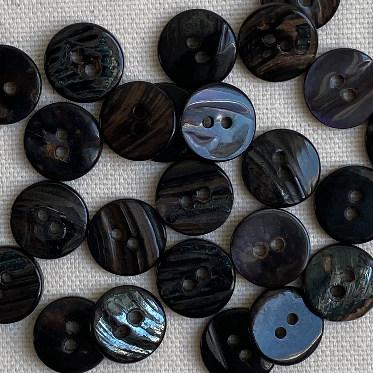 Mother of Pearl Button - Dark Brown (12mm)
