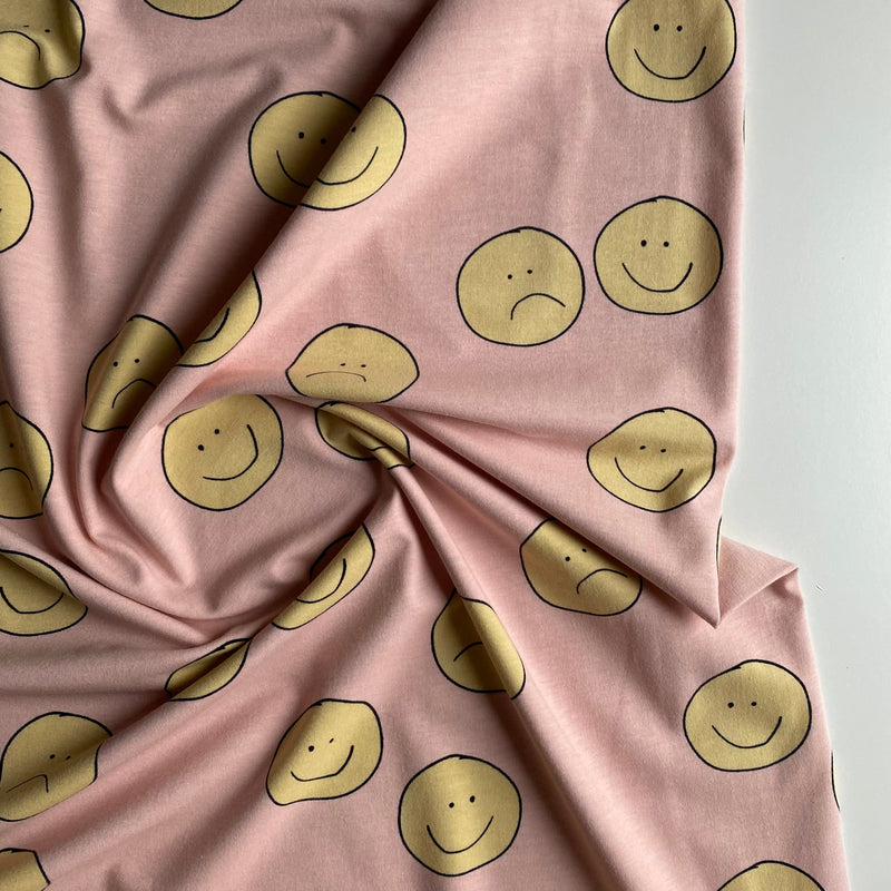 REMNANT 105cm x 165cm - Smiley - Organic Cotton Jersey by Elvelyckan Design