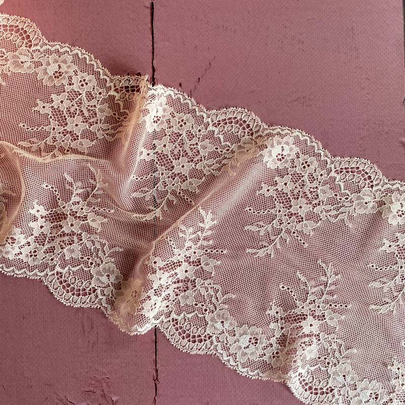 Stretch Lace with ROICA™ EF - Soft Floral, Peach - 18cm wide