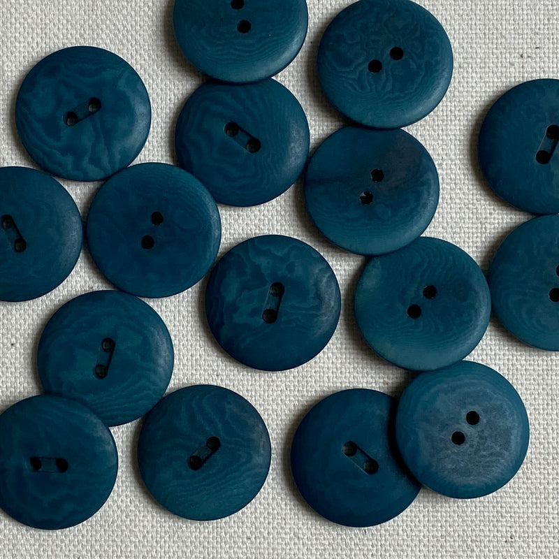 Corozo Button - Hydra Turquoise / Matt (multiple sizes)