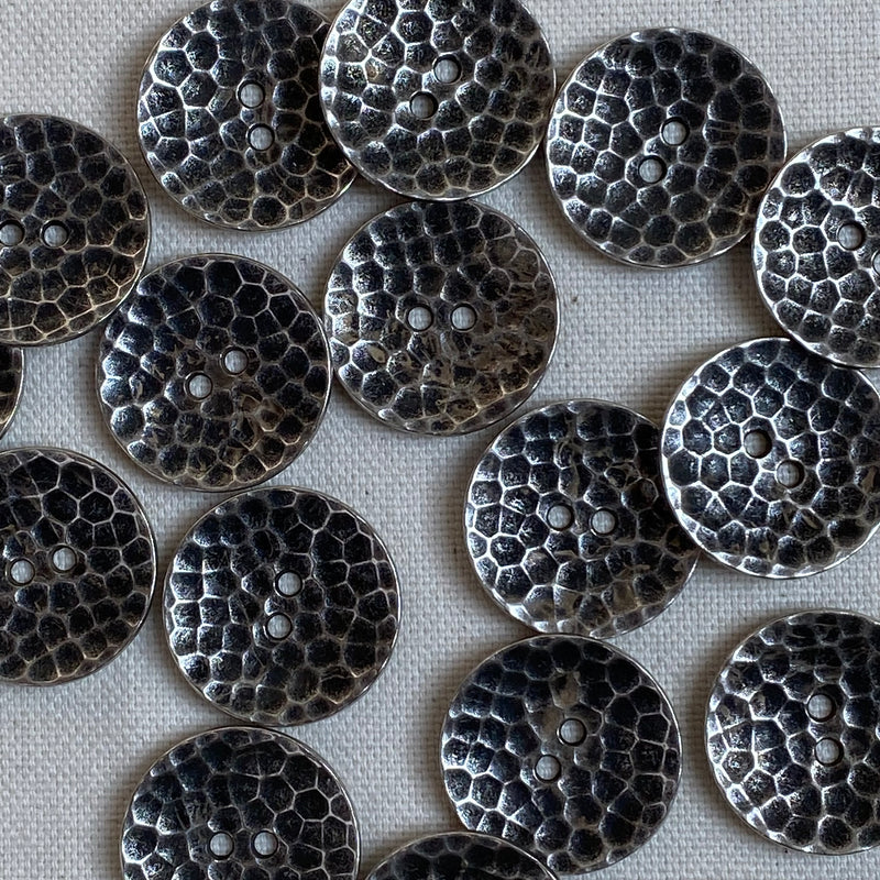 Old Silver Metal Button - Hammered (23mm)