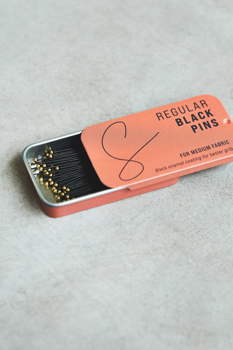 Regular Black Pins