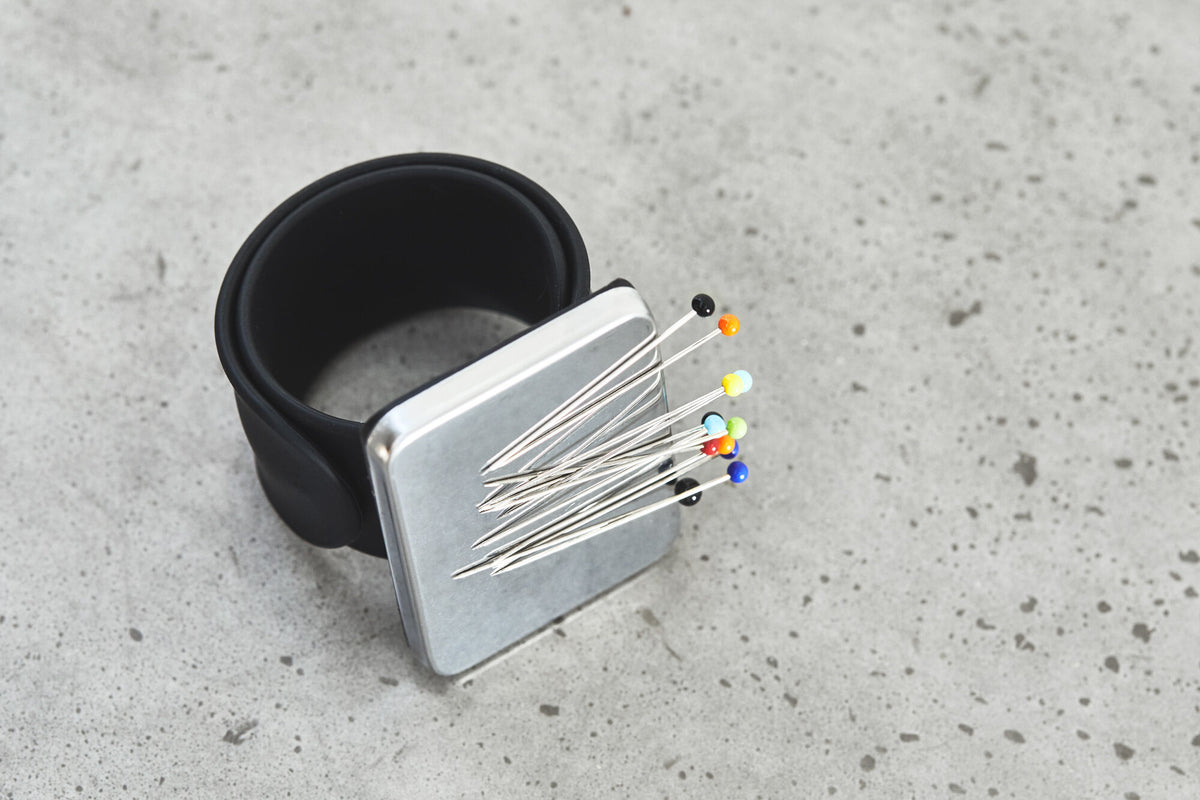 Wrist Pin Holder (Magnetic)