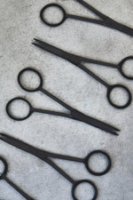 Tall Thread Scissors - Black